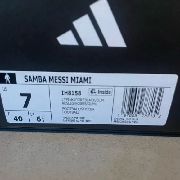 Messi pink sambas - Picture 5 of 6